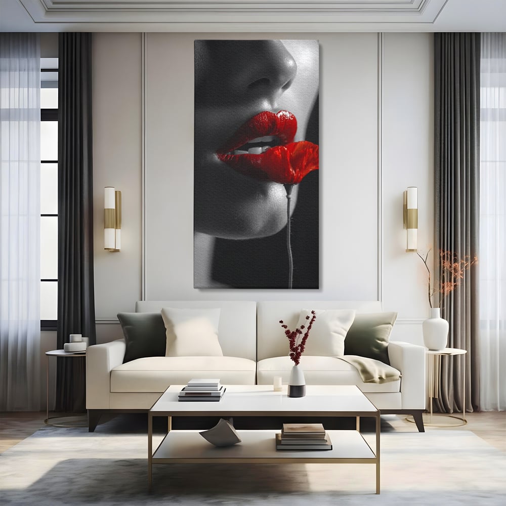 Tablou canvas cu tablou canvas cu buze si mac, fara rama, pe sasiu de lemn, pe perete intr-un living